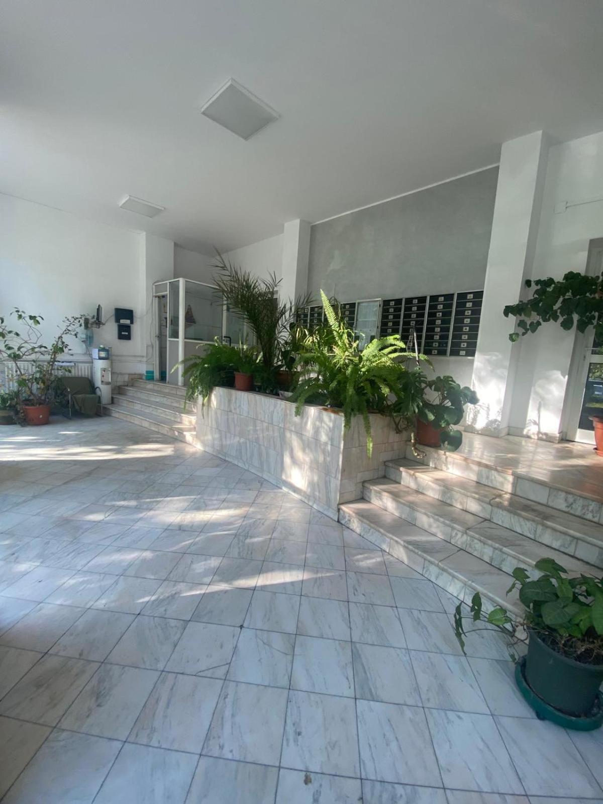 Appartement Ely Glow Decebal Piata Alba Iulia Bucarest